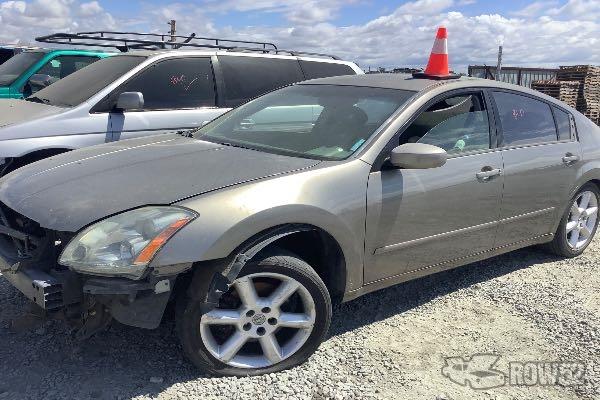 Photo of 2004 Nissan Maxima