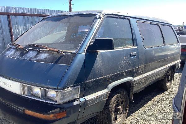 Photo of 1987 Toyota Van