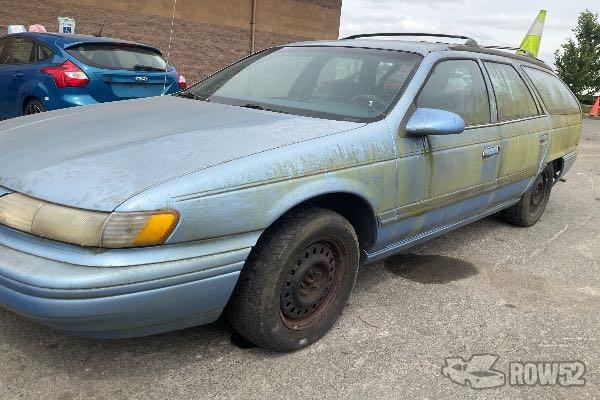 Photo of 1995 Ford Taurus Wagon
