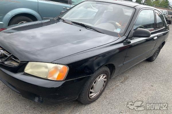 Photo of 2001 Hyundai Accent