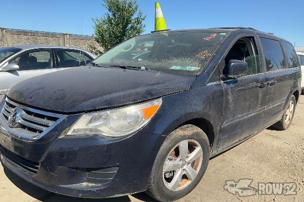 Photo of 2009 Volkswagen Routan