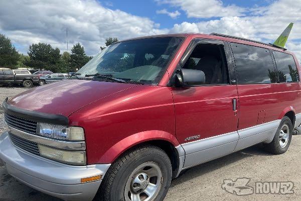Photo of 1998 Chevrolet Astro