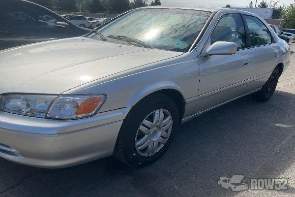 Photo of 2000 Toyota Camry