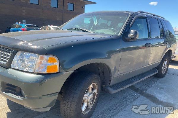 Photo of 2004 Ford Explorer