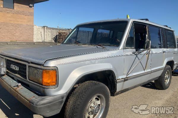 Photo of 1988 Isuzu Trooper II
