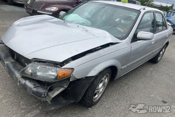 Photo of 2001 Mazda Protege