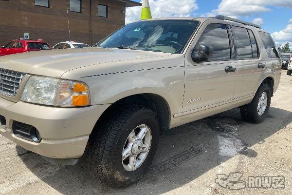 Photo of 2005 Ford Explorer