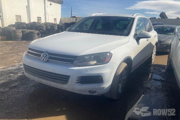 Photo of 2013 Volkswagen Touareg