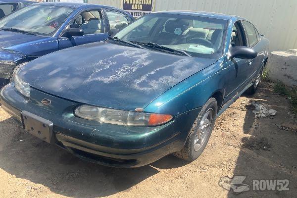Photo of 2002 Oldsmobile Alero