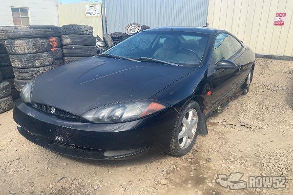 Photo of 1999 Mercury Cougar V6