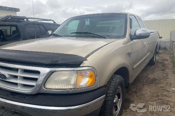 Photo of 1999 Ford F-150