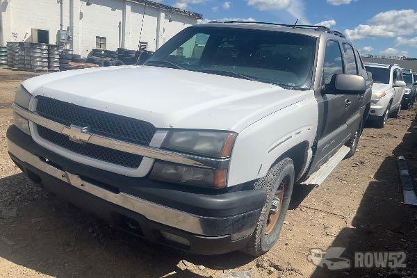 Photo of 2002 Chevrolet Avalanche 1500 (1/2 Ton)