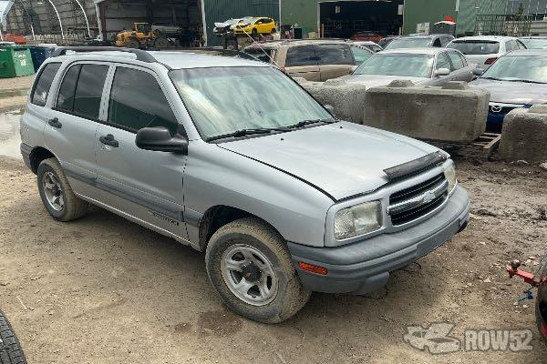 Photo of 2000 Chevrolet Tracker