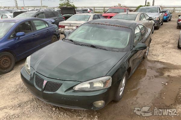 Photo of 2004 Pontiac Grand Prix
