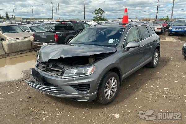 Photo of 2016 Volkswagen Touareg