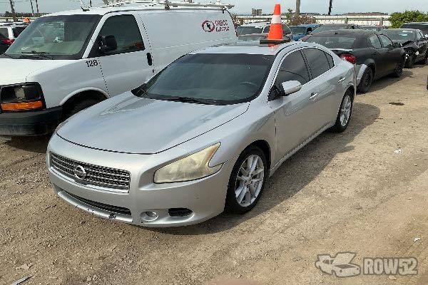 Photo of 2010 Nissan Maxima