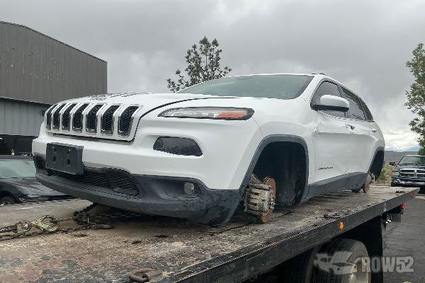 Photo of 2015 Jeep Cherokee