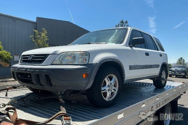 Photo of 1999 Honda CR-V