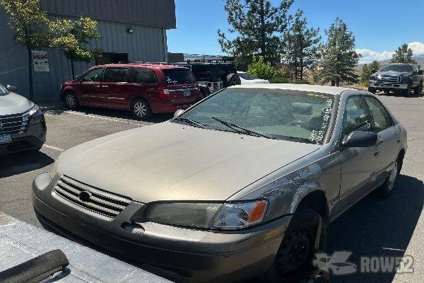 Photo of 1998 Toyota Camry