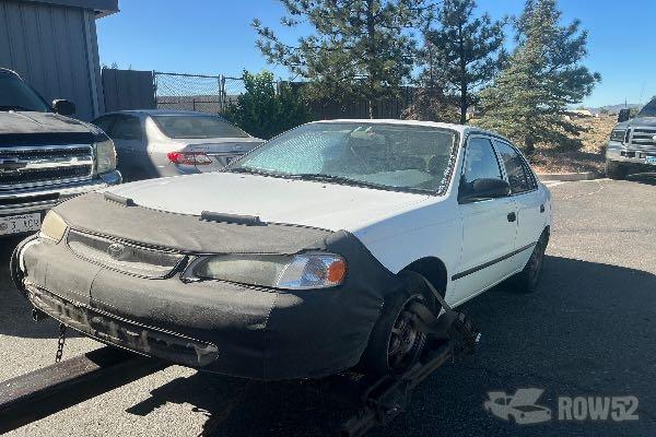 Photo of 2000 Toyota Corolla