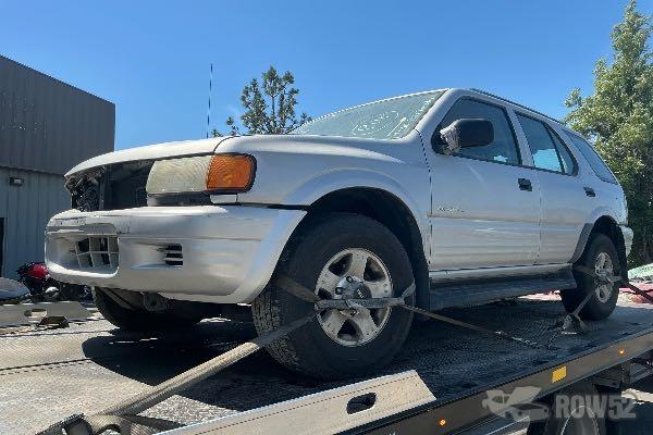 Photo of 1999 Isuzu Rodeo