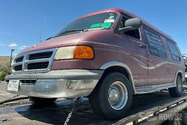 Photo of 1998 Dodge Ram Van