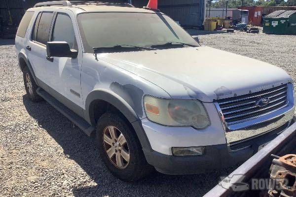 Photo of 2006 Ford Explorer