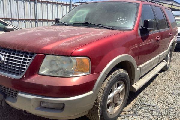 Photo of 2005 Ford Expedition