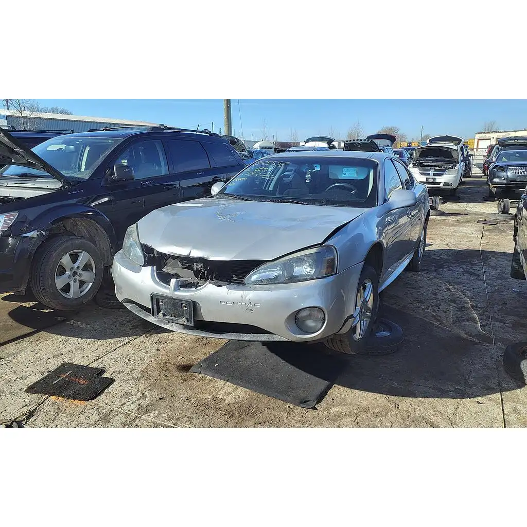 Photo of 2006 Pontiac Grand Prix
