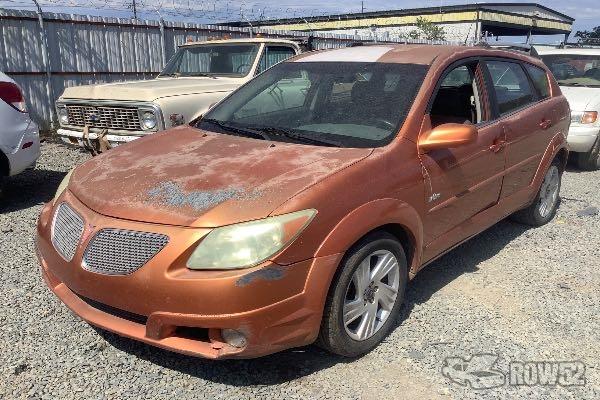 Photo of 2005 Pontiac Vibe