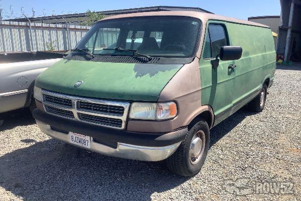 Photo of 1997 Dodge Ram Van