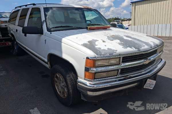 Photo of 1998 Chevrolet Suburban