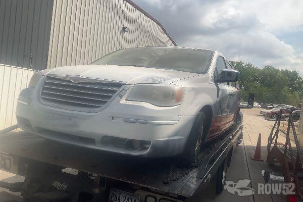 Photo of 2008 Chrysler Town & Country