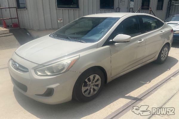 Photo of 2016 Hyundai Accent