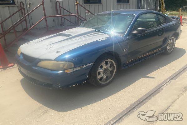 Photo of 1998 Ford Mustang