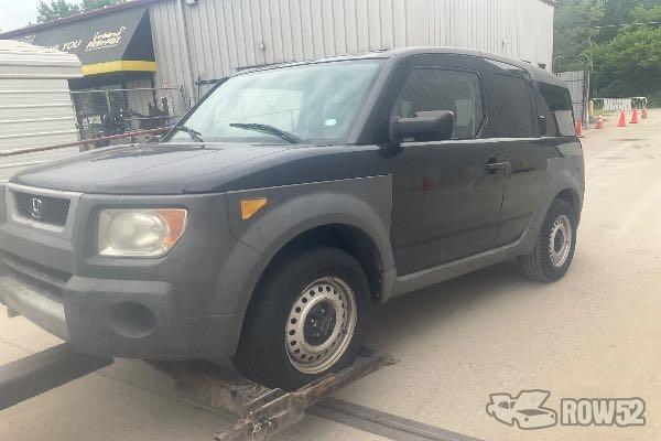 Photo of 2004 Honda Element