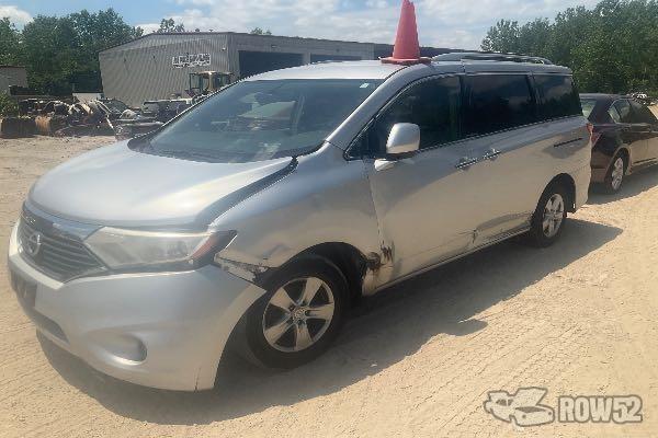 Photo of 2014 Nissan Quest