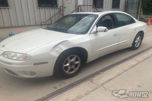 Photo of 2001 Oldsmobile Aurora