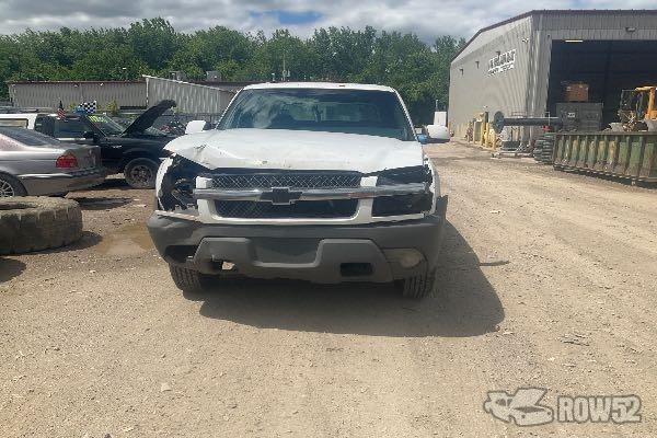 Photo of 2002 Chevrolet Avalanche