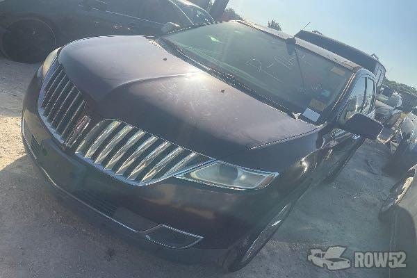 Photo of 2011 Lincoln MKX