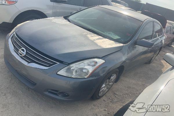Photo of 2010 Nissan Altima
