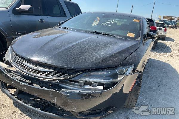 Photo of 2015 Chrysler 200