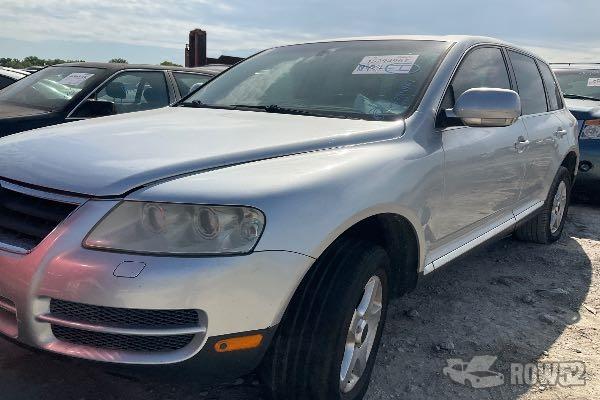 Photo of 2006 Volkswagen Touareg