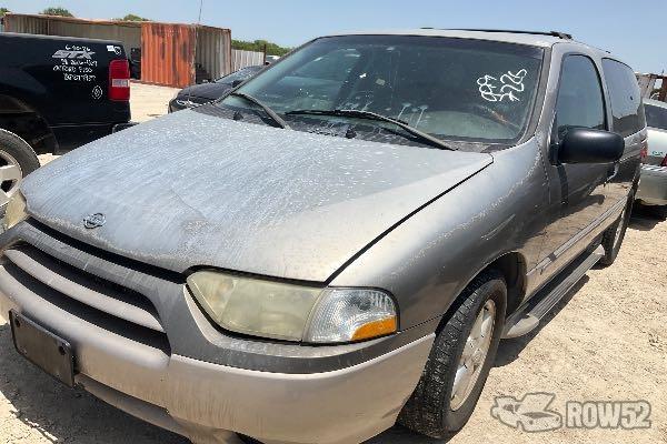 Photo of 2001 Nissan Quest