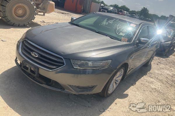 Photo of 2014 Ford Taurus
