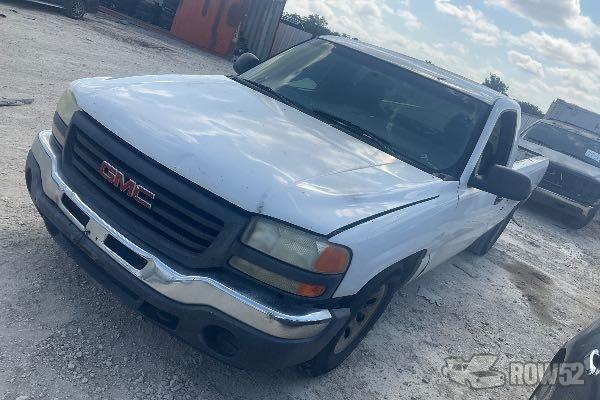 Photo of 2006 GMC Sierra 1500