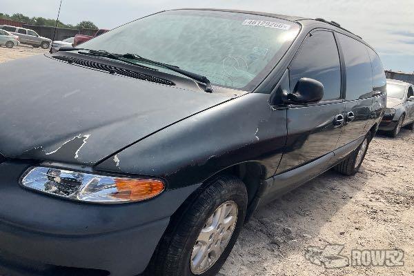 Photo of 2000 Dodge Grand Caravan