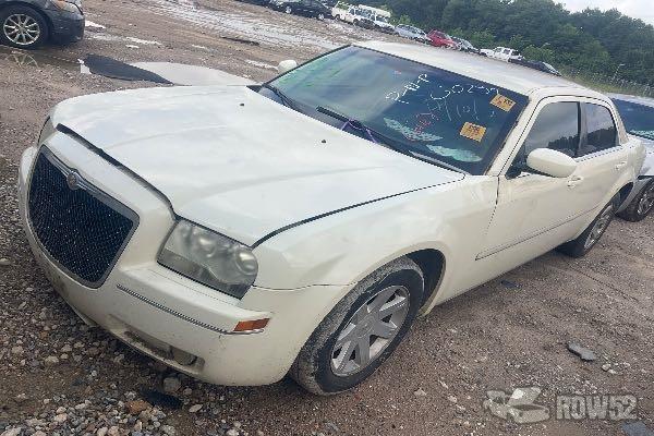 Photo of 2005 Chrysler 300