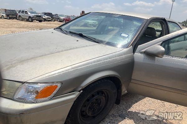 Photo of 2001 Toyota Camry