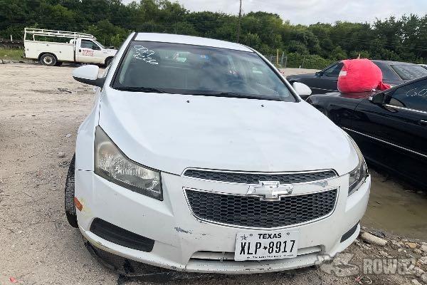 Photo of 2013 Chevrolet Cruze